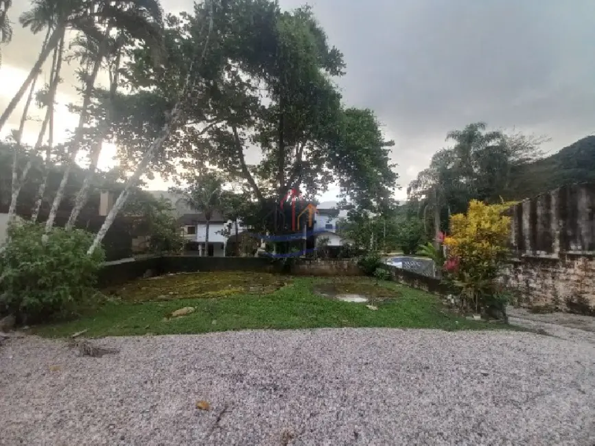 Casa de Condomínio com 6 quartos para alugar, 600m2 em Ubatuba - SP - imagem 3 Foto 3 de Casa de Condomínio com 6 quartos para alugar, 600m2 em Ubatuba - SP