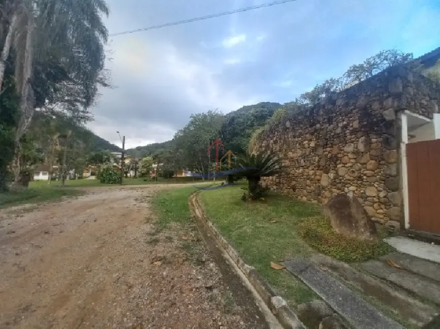 Casa de Condomínio com 6 quartos para alugar, 600m2 em Ubatuba - SP - imagem 6 Foto 6 de Casa de Condomínio com 6 quartos para alugar, 600m2 em Ubatuba - SP