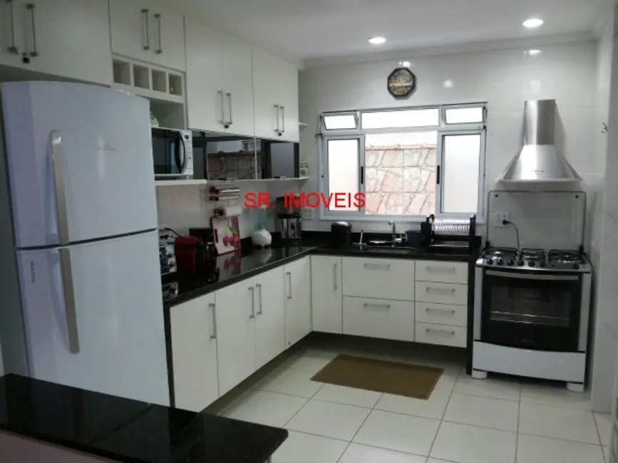 Foto 7 de Casa de Condomínio com 3 quartos à venda, 100m2 em Ubatuba - SP