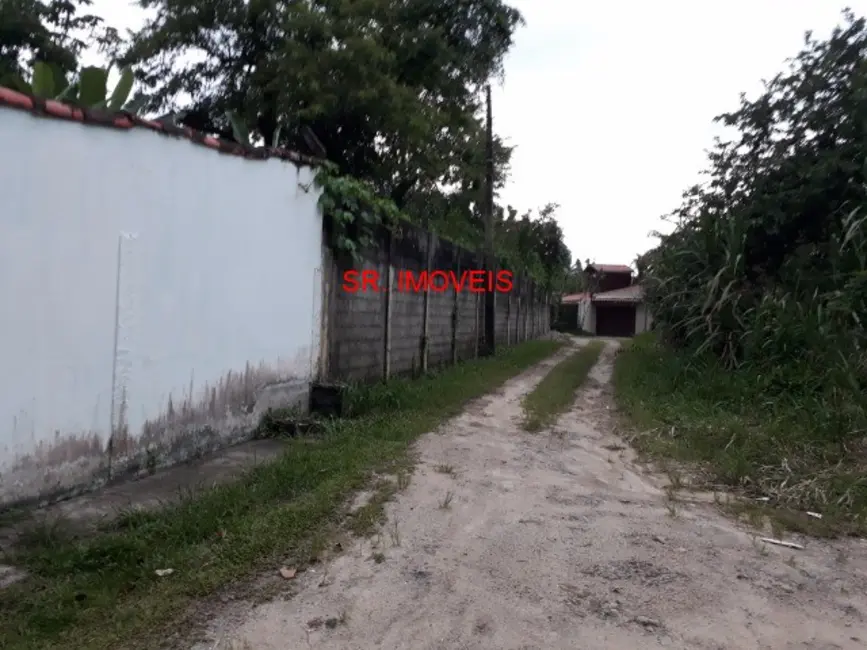 Foto 1 de Terreno / Lote à venda, 635m2 em Ubatuba - SP