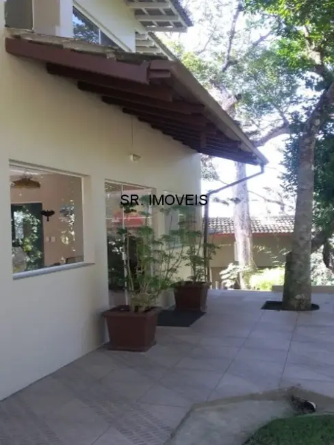 Foto 2 de Casa de Condomínio com 6 quartos à venda, 350m2 em Ubatuba - SP