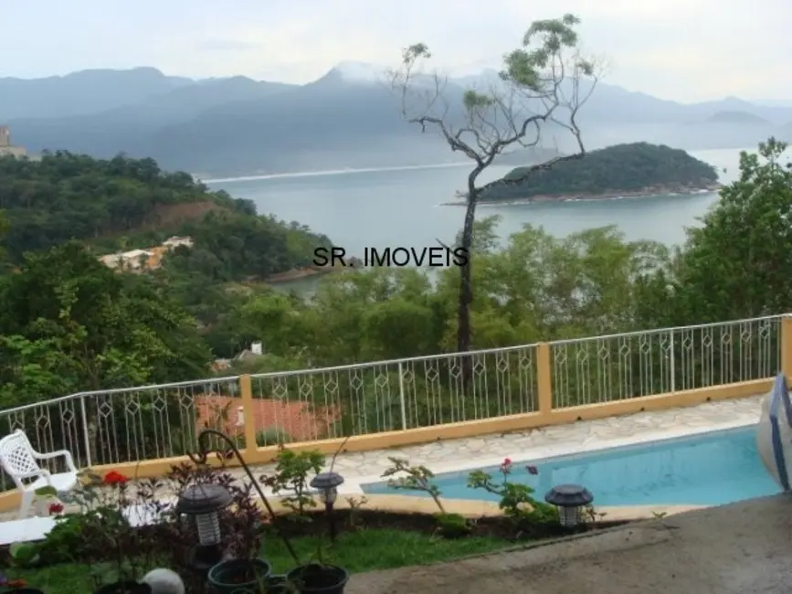 Foto 3 de Casa de Condomínio com 6 quartos à venda, 350m2 em Ubatuba - SP