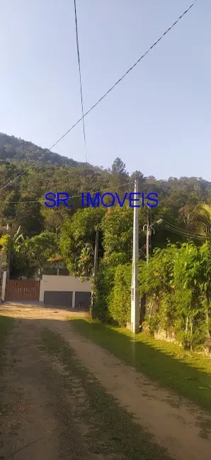 Casa com 3 quartos à venda, 130m2 em Ubatuba - SP - imagem 3 Foto 3 de Casa com 3 quartos à venda, 130m2 em Ubatuba - SP