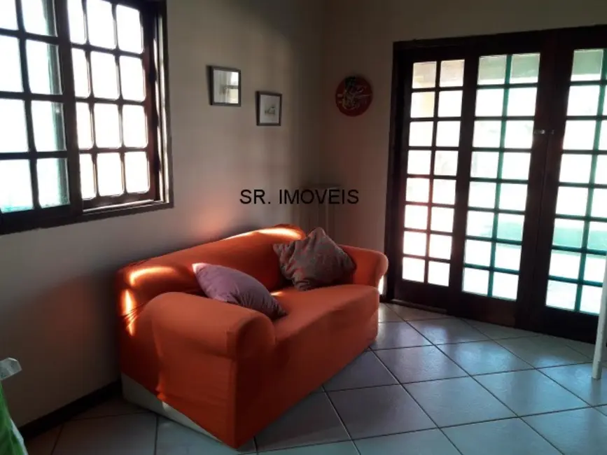 Foto 4 de Casa com 4 quartos à venda, 215m2 em Ubatuba - SP