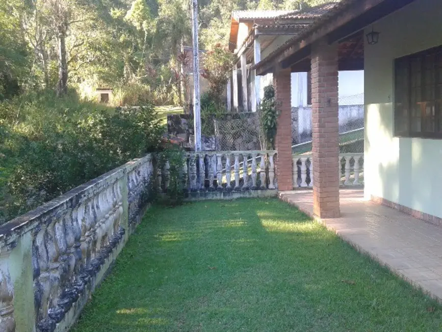 Foto 1 de Casa com 2 quartos à venda, 150m2 em Ubatuba - SP