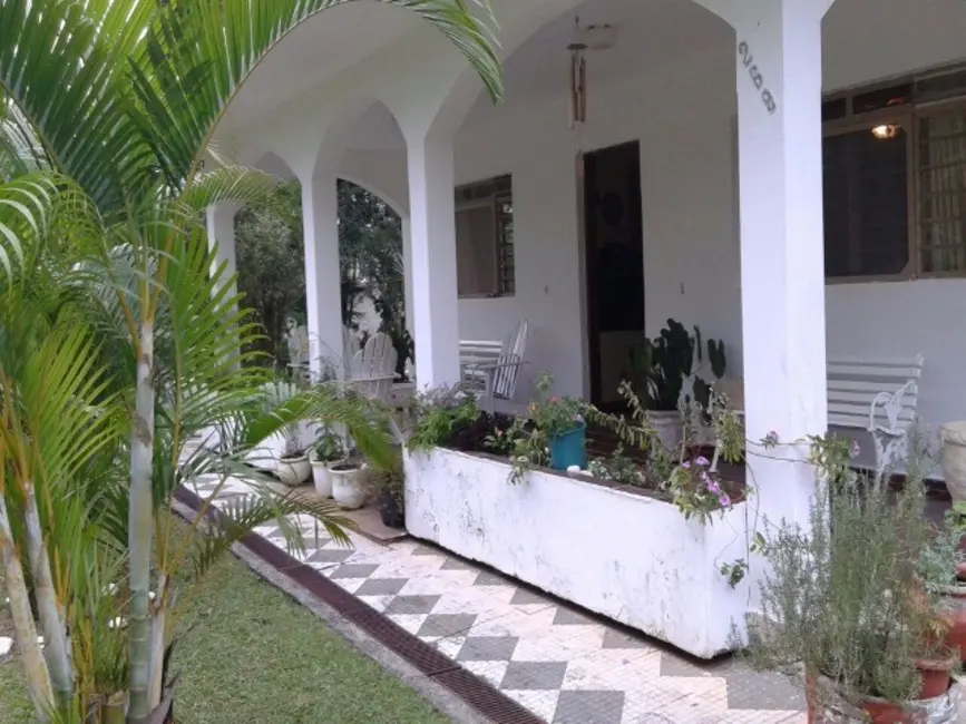 Foto 4 de Casa com 3 quartos à venda, 220m2 em Ubatuba - SP