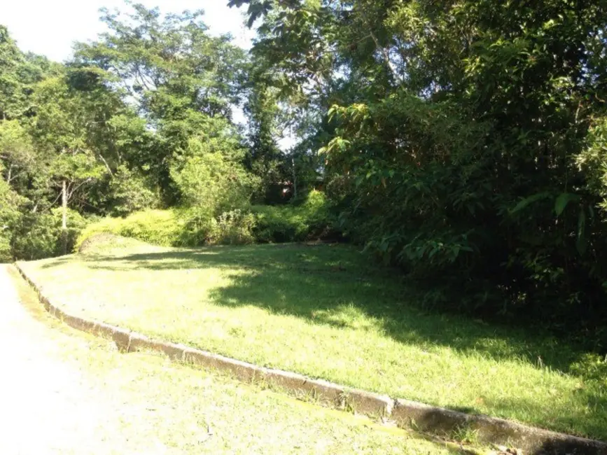 Foto 3 de Terreno / Lote à venda, 986m2 em Ubatuba - SP