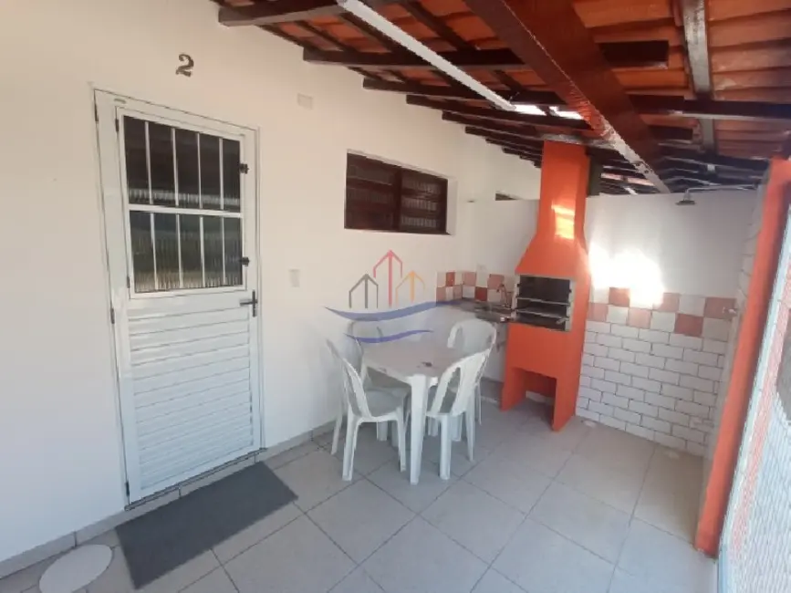 Casa com 1 quarto para alugar, 30m2 em Ubatuba - SP - imagem 3 Foto 3 de Casa com 1 quarto para alugar, 30m2 em Ubatuba - SP