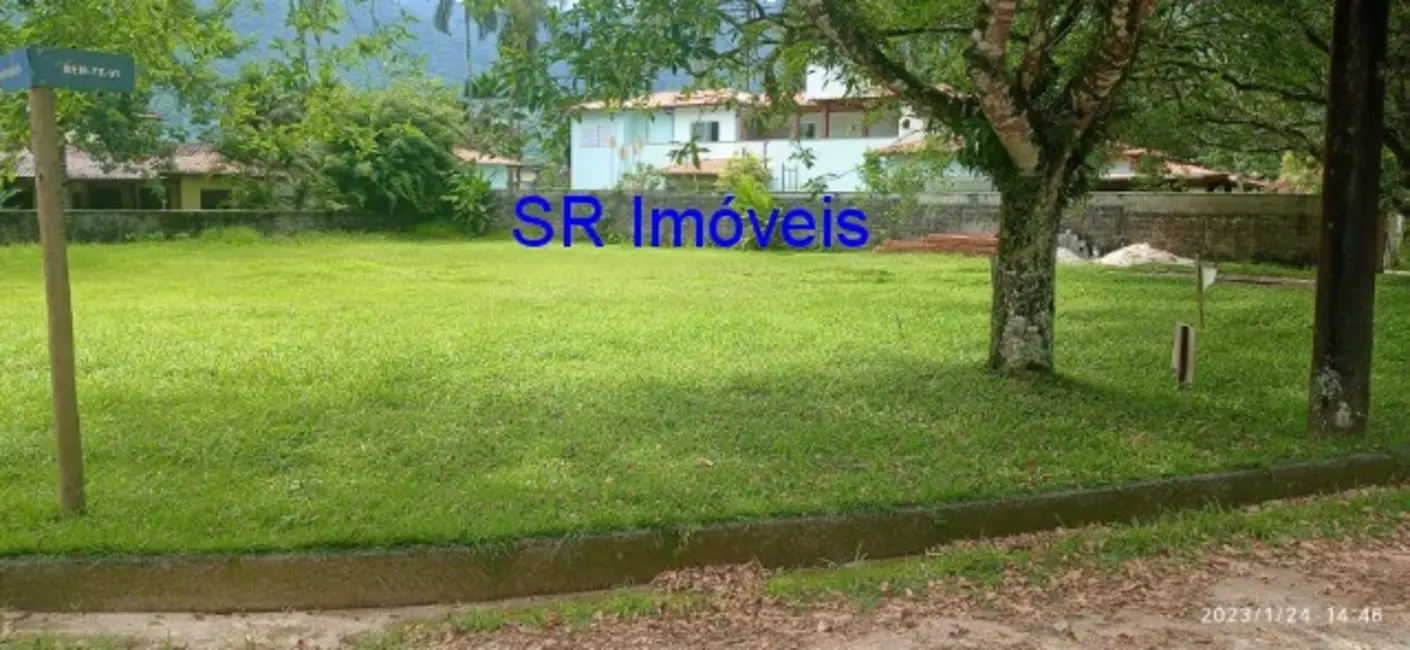 Foto 1 de Terreno / Lote à venda, 690m2 em Ubatuba - SP
