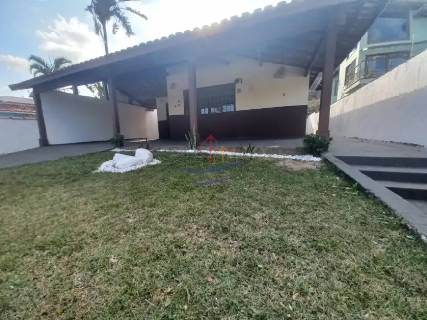 Foto 4 de Casa com 3 quartos à venda, 390m2 em Ubatuba - SP