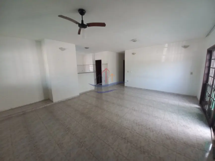 Foto 9 de Casa com 3 quartos à venda, 390m2 em Ubatuba - SP