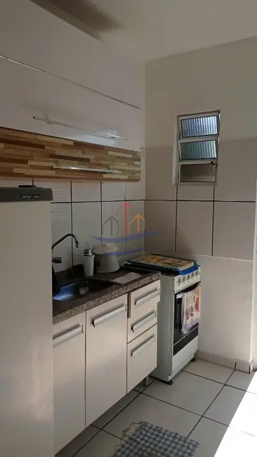 Apartamento com 3 quartos para alugar, 65m2 em Ubatuba - SP - imagem 8 Foto 8 de Apartamento com 3 quartos para alugar, 65m2 em Ubatuba - SP