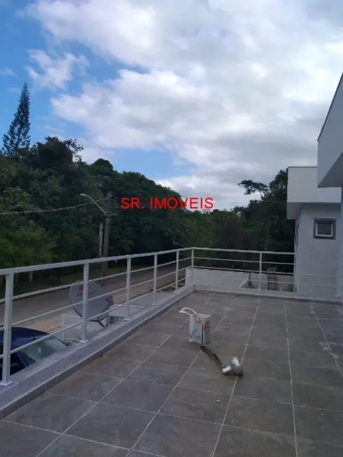 Foto 2 de Casa de Condomínio com 3 quartos à venda, 104m2 em Caraguatatuba - SP