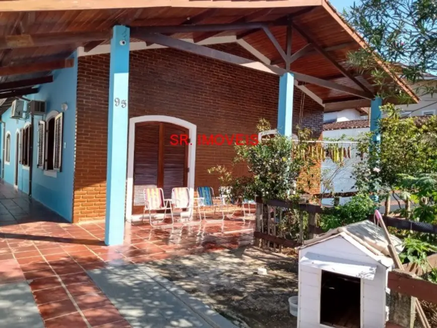 Foto 4 de Casa com 3 quartos à venda, 150m2 em Ubatuba - SP