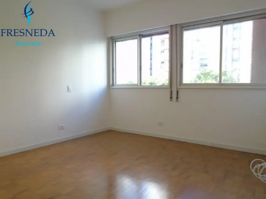 Foto 2 de Apartamento com 3 quartos para alugar, 235m2 em Santa Cecília, São Paulo - SP