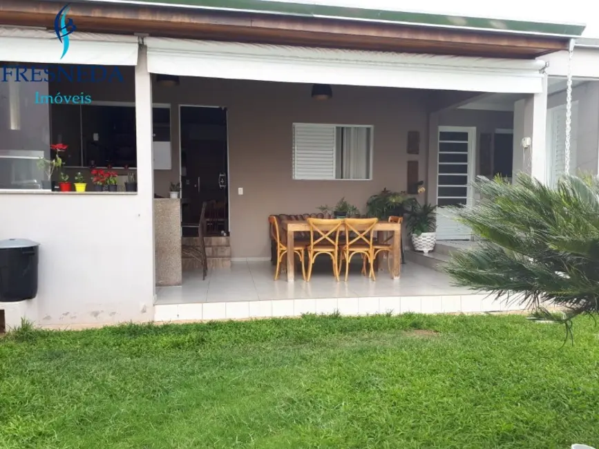 Foto 2 de Casa com 2 quartos à venda, 200m2 em Jardim São Marcos, Sorocaba - SP