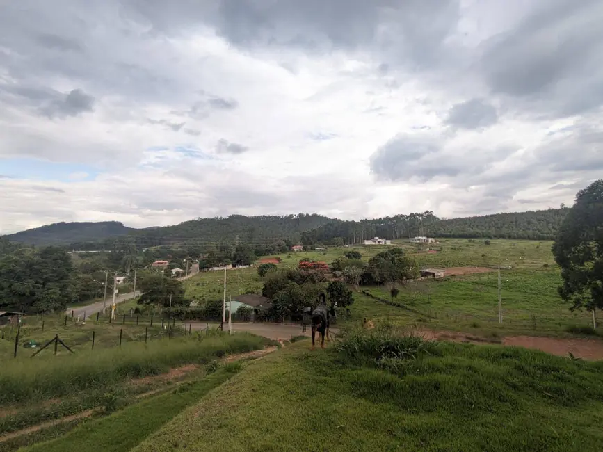 Casa com 3 quartos para alugar, 175m2 em Tijuco Preto, Jundiai - SP - imagem 3 Foto 3 de Casa com 3 quartos para alugar, 175m2 em Tijuco Preto, Jundiai - SP