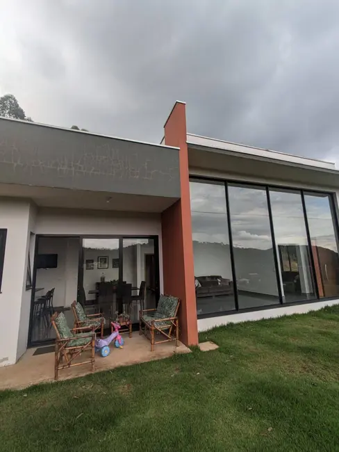 Casa com 3 quartos para alugar, 175m2 em Tijuco Preto, Jundiai - SP - imagem 1 Foto 1 de Casa com 3 quartos para alugar, 175m2 em Tijuco Preto, Jundiai - SP