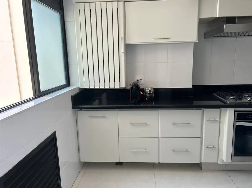 Foto 9 de Apartamento com 3 quartos à venda e para alugar, 117m2 em Vila Romana, São Paulo - SP