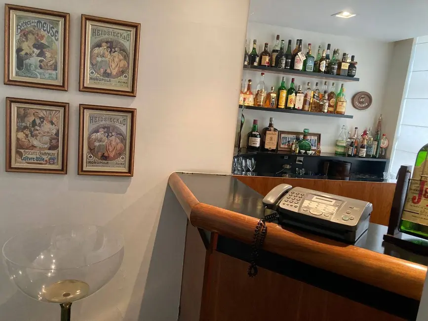 Apartamento com 4 quartos à venda e para alugar, 275m2 em Higienópolis, São Paulo - SP - imagem 6 Foto 6 de Apartamento com 4 quartos à venda e para alugar, 275m2 em Higienópolis, São Paulo - SP