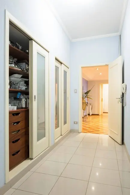 Apartamento com 4 quartos à venda, 366m2 em Higienópolis, São Paulo - SP - imagem 8 Foto 8 de Apartamento com 4 quartos à venda, 366m2 em Higienópolis, São Paulo - SP