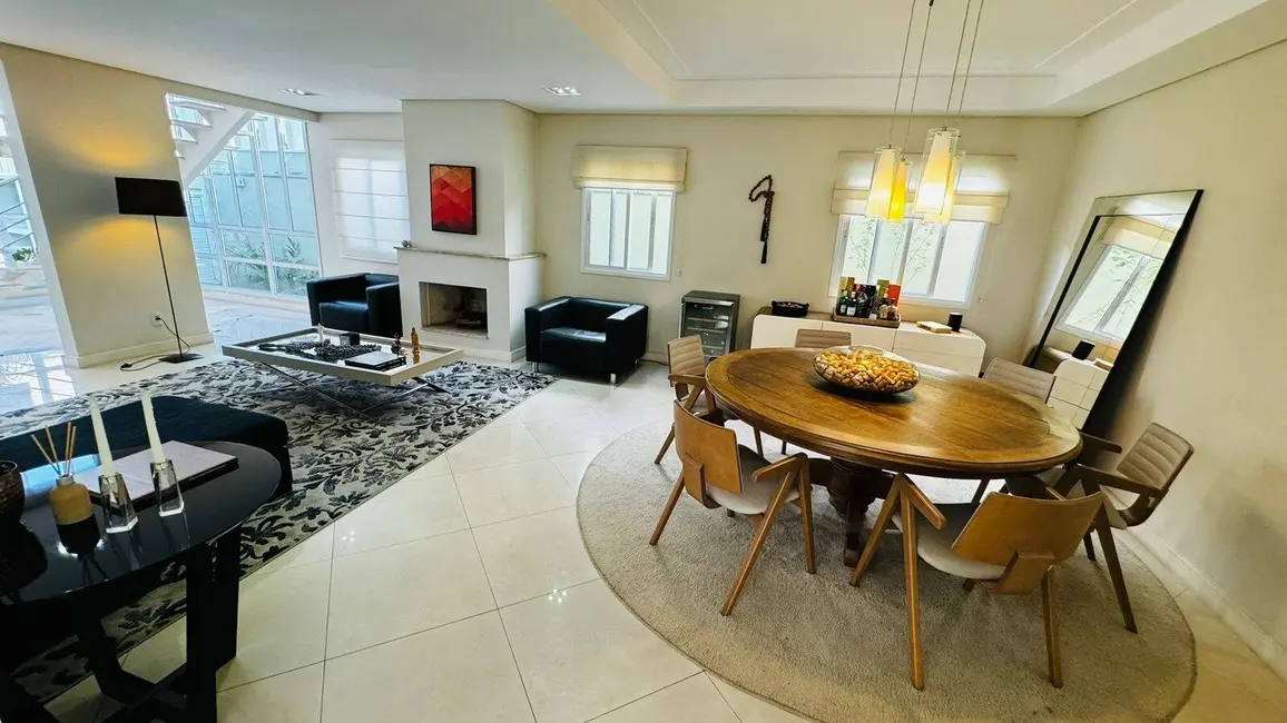 Casa com 4 quartos à venda, 319m2 em Engordadouro, Jundiai - SP - imagem 8 Foto 8 de Casa com 4 quartos à venda, 319m2 em Engordadouro, Jundiai - SP