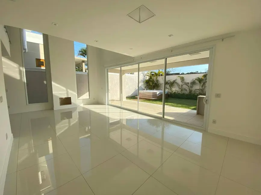 Casa com 5 quartos à venda, 350m2 em Engordadouro, Jundiai - SP - imagem 5 Foto 5 de Casa com 5 quartos à venda, 350m2 em Engordadouro, Jundiai - SP