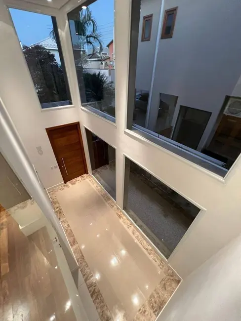 Casa com 5 quartos à venda, 350m2 em Engordadouro, Jundiai - SP - imagem 2 Foto 2 de Casa com 5 quartos à venda, 350m2 em Engordadouro, Jundiai - SP
