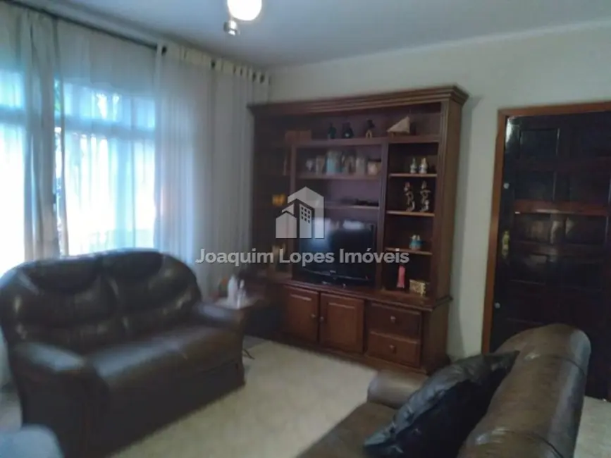 Sobrado com 4 quartos à venda, 299m2 em Vila Zanardi, Guarulhos - SP - imagem 3 Foto 3 de Sobrado com 4 quartos à venda, 299m2 em Vila Zanardi, Guarulhos - SP