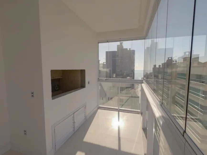 Foto 1 de Apartamento com 4 quartos à venda, 164m2 em Meia Praia, Itapema - SC