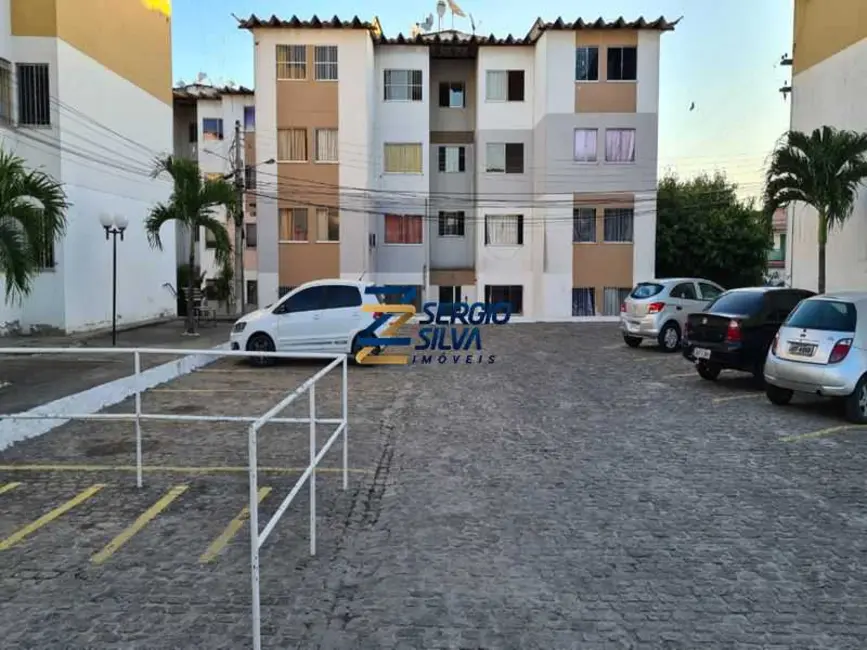 Foto 2 de Apartamento com 2 quartos à venda em Feira De Santana - BA