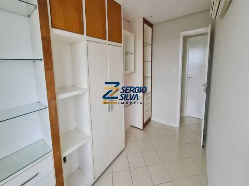 Foto 9 de Apartamento com 3 quartos à venda, 118m2 em Feira De Santana - BA