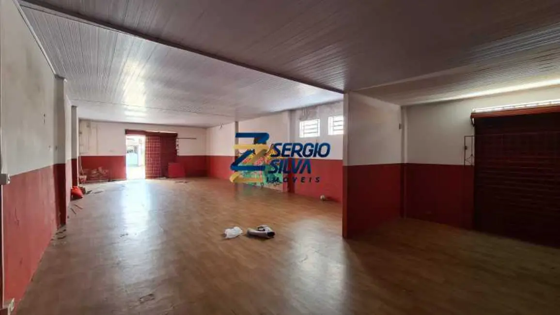 Armazém / Galpão para alugar, 140m2 em Feira De Santana - BA - imagem 4 Foto 4 de Armazém / Galpão para alugar, 140m2 em Feira De Santana - BA