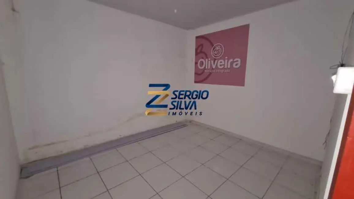 Armazém / Galpão para alugar, 140m2 em Feira De Santana - BA - imagem 8 Foto 8 de Armazém / Galpão para alugar, 140m2 em Feira De Santana - BA