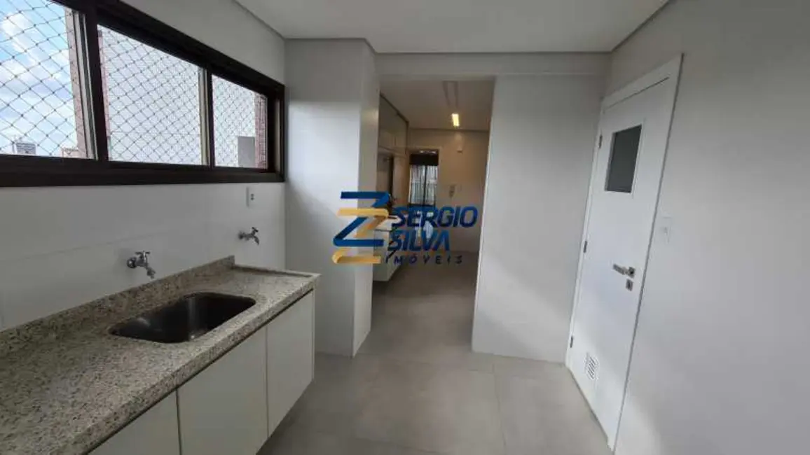 Foto 10 de Apartamento com 3 quartos à venda, 175m2 em Feira De Santana - BA