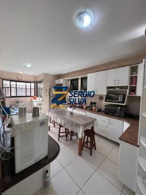 Casa de Condomínio com 5 quartos à venda em Salvador - BA - imagem 8 Foto 8 de Casa de Condomínio com 5 quartos à venda em Salvador - BA