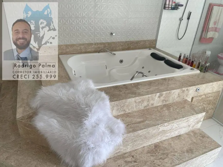 Casa com 3 quartos à venda, 196m2 em Sao Jose Dos Campos - SP - imagem 7 Foto 7 de Casa com 3 quartos à venda, 196m2 em Sao Jose Dos Campos - SP