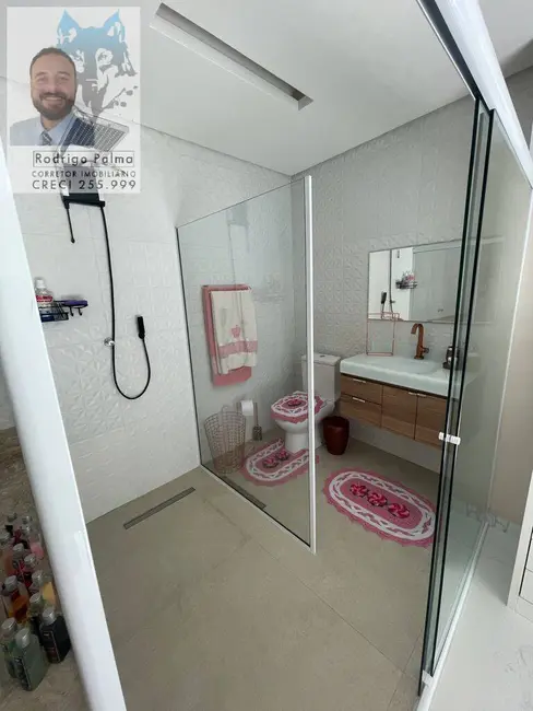 Casa com 3 quartos à venda, 196m2 em Sao Jose Dos Campos - SP - imagem 8 Foto 8 de Casa com 3 quartos à venda, 196m2 em Sao Jose Dos Campos - SP