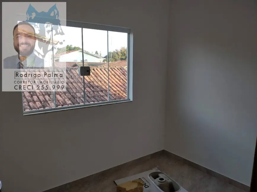 Sobrado com 4 quartos à venda, 180m2 em Sao Jose Dos Campos - SP - imagem 9 Foto 9 de Sobrado com 4 quartos à venda, 180m2 em Sao Jose Dos Campos - SP