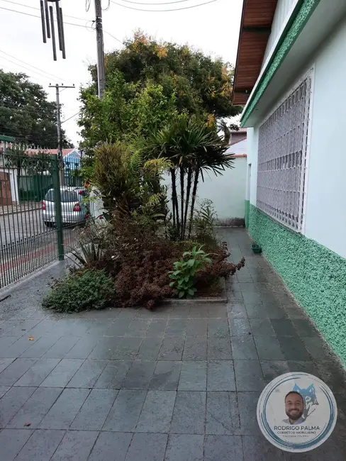 Foto 2 de Casa com 4 quartos à venda, 250m2 em Sao Jose Dos Campos - SP