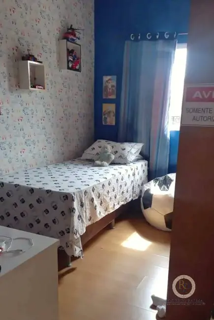 Foto 7 de Casa com 7 quartos à venda, 180m2 em Sao Jose Dos Campos - SP