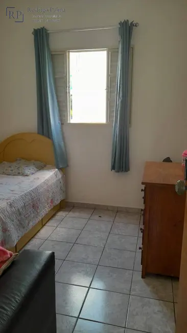 Casa com 7 quartos à venda, 300m2 em Sao Jose Dos Campos - SP - imagem 7 Foto 7 de Casa com 7 quartos à venda, 300m2 em Sao Jose Dos Campos - SP