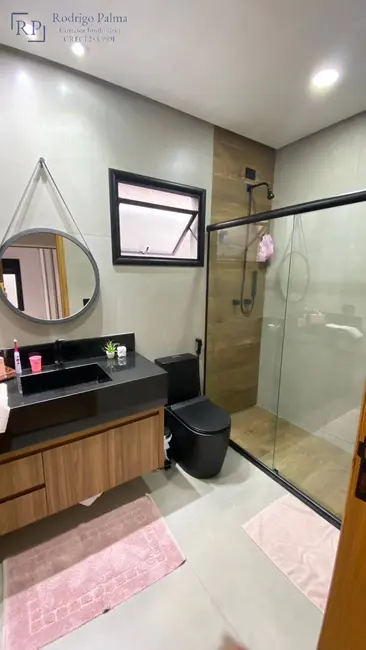 Casa com 3 quartos à venda, 243m2 em Sao Jose Dos Campos - SP - imagem 8 Foto 8 de Casa com 3 quartos à venda, 243m2 em Sao Jose Dos Campos - SP