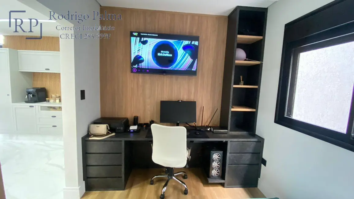 Casa com 3 quartos à venda, 243m2 em Sao Jose Dos Campos - SP - imagem 2 Foto 2 de Casa com 3 quartos à venda, 243m2 em Sao Jose Dos Campos - SP