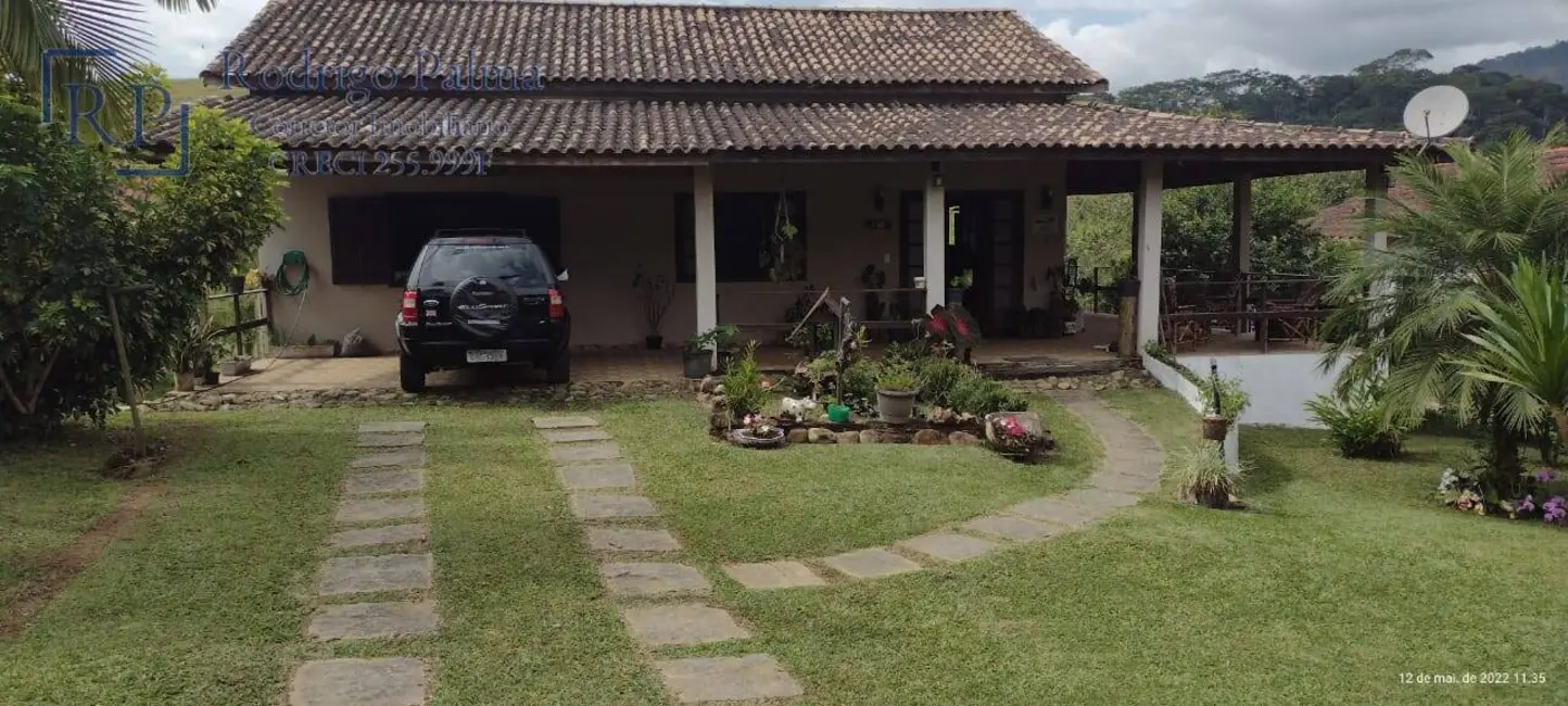 Chácara com 2 quartos à venda, 450m2 em Resende - RJ - imagem 3 Foto 3 de Chácara com 2 quartos à venda, 450m2 em Resende - RJ