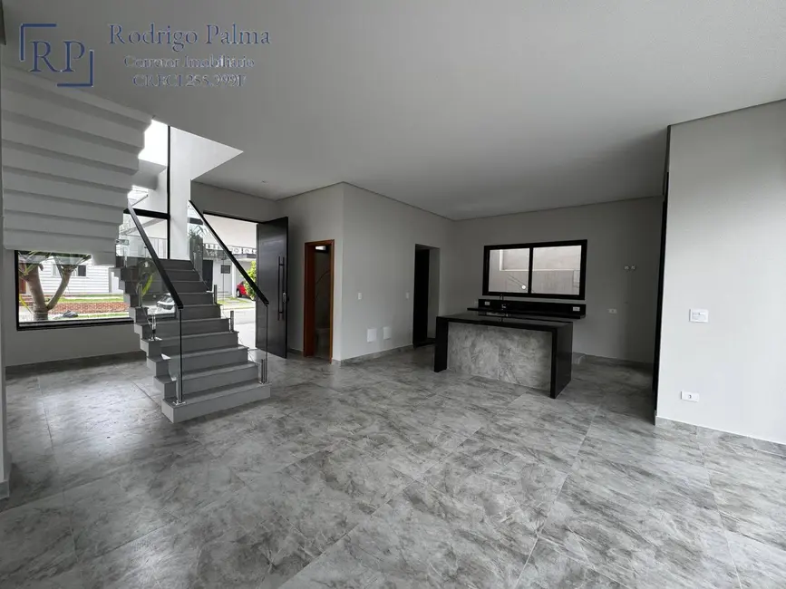 Casa de Condomínio com 4 quartos à venda, 280m2 em Sao Jose Dos Campos - SP - imagem 3 Foto 3 de Casa de Condomínio com 4 quartos à venda, 280m2 em Sao Jose Dos Campos - SP