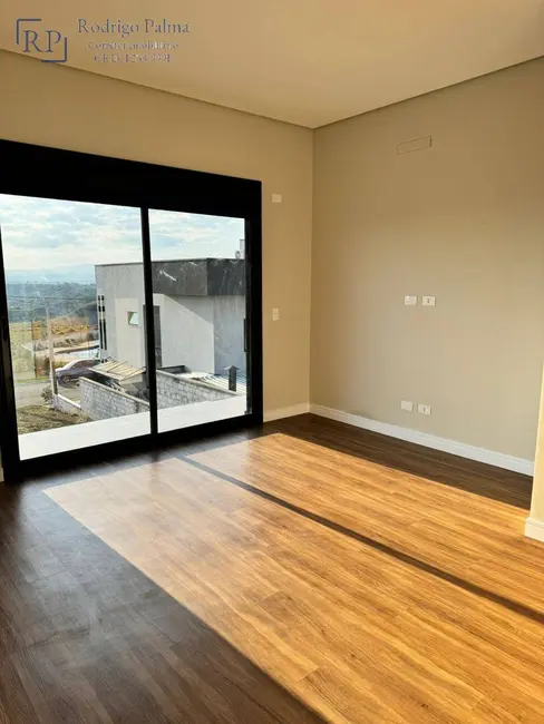 Casa de Condomínio com 4 quartos à venda, 280m2 em Sao Jose Dos Campos - SP - imagem 7 Foto 7 de Casa de Condomínio com 4 quartos à venda, 280m2 em Sao Jose Dos Campos - SP