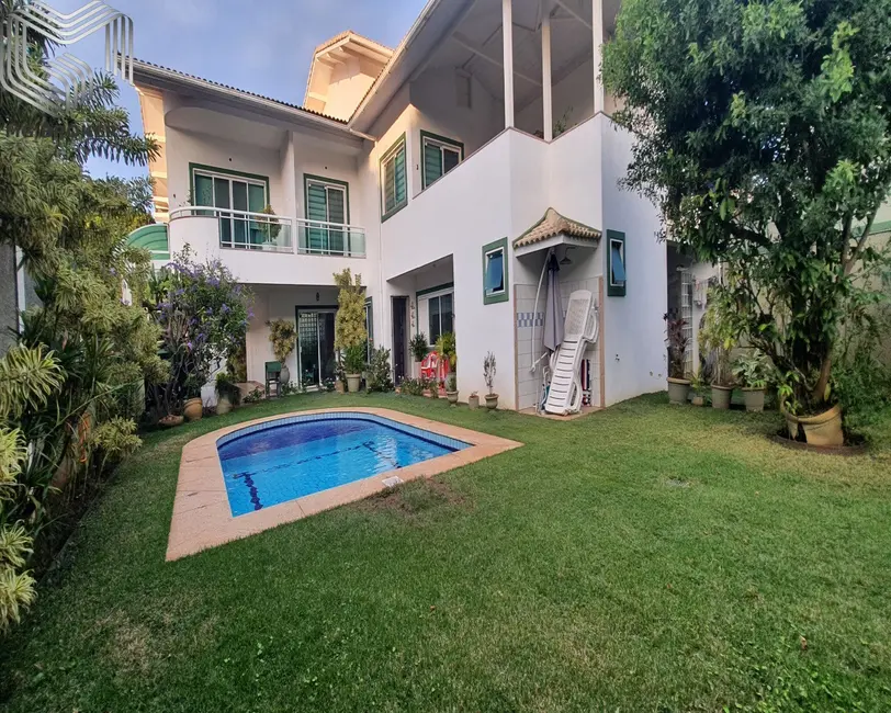 Casa de Condomínio com 3 quartos à venda, 558m2 em Recreio dos Bandeirantes, Rio De Janeiro - RJ - imagem 2 Foto 2 de Casa de Condomínio com 3 quartos à venda, 558m2 em Recreio dos Bandeirantes, Rio De Janeiro - RJ