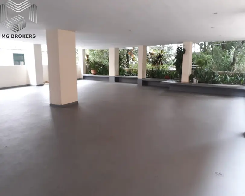 Apartamento com 2 quartos à venda, 81m2 em Maracanã, Rio De Janeiro - RJ - imagem 2 Foto 2 de Apartamento com 2 quartos à venda, 81m2 em Maracanã, Rio De Janeiro - RJ