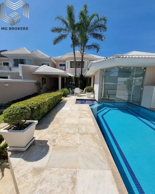 Casa de Condomínio com 4 quartos à venda, 450m2 em Recreio dos Bandeirantes, Rio De Janeiro - RJ - imagem 1 Foto 1 de Casa de Condomínio com 4 quartos à venda, 450m2 em Recreio dos Bandeirantes, Rio De Janeiro - RJ